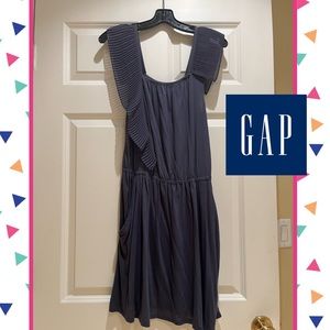Grey GAP dress with pleated detail